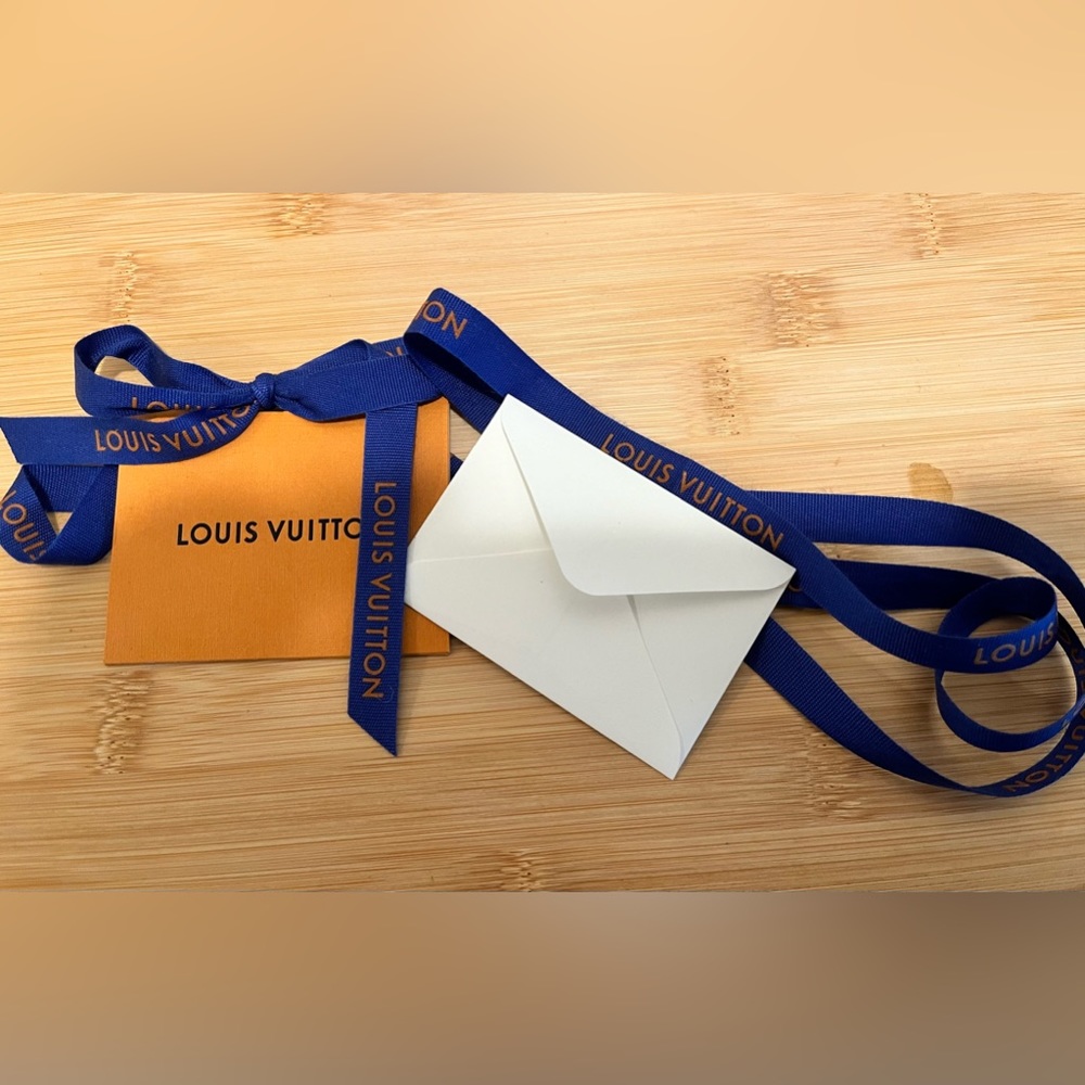Authentic Louis Vuitton gift tag, mini envelope w card and ribbon